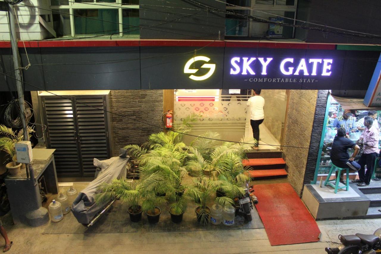 Sky Gate Hotel Near Apollo Main, Women'S & Children'S Us Consulate Sankara Netralaya Goethe Institute Prestigepalladium Shastri Bhavan Senmozhi Poonga Raj Ratnam Stadium Taj Coromandal India Oil Bhavan Dr Mohan'S Diabetics Vac Ченай Екстериор снимка